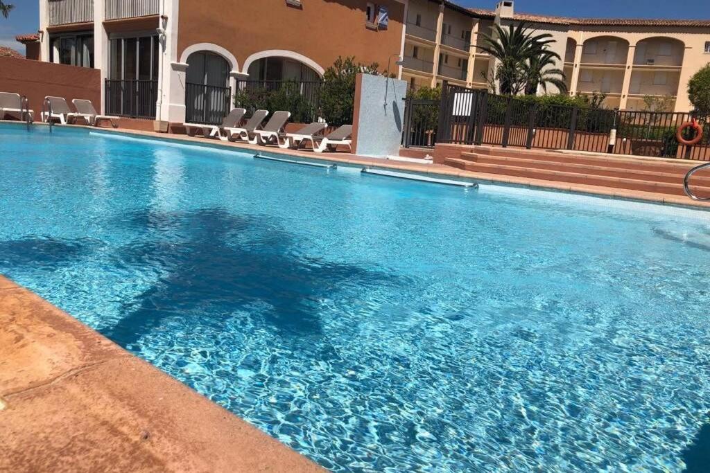 2 Bedrooms, 15 Min Walk To Beach, Ac, Pool & Fiber Internet In A Quiet, Private Gated Domain 5Kms To St Tropez Коголен Екстер'єр фото