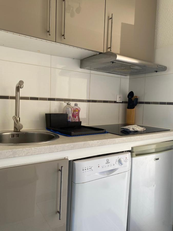 2 Bedrooms, 15 Min Walk To Beach, Ac, Pool & Fiber Internet In A Quiet, Private Gated Domain 5Kms To St Tropez Коголен Екстер'єр фото